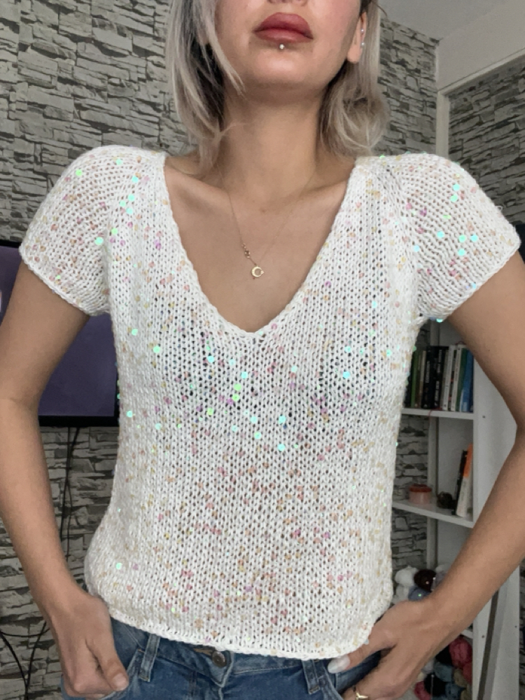 V yaka kısa kollu bluz pattern