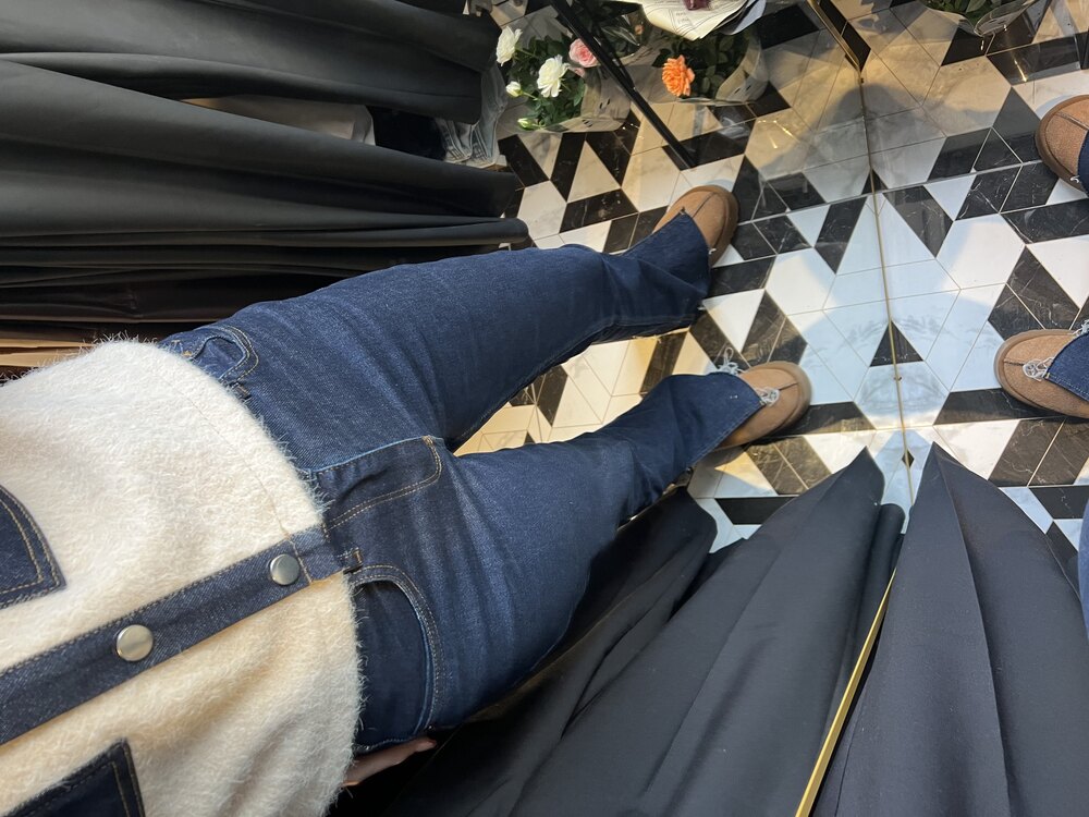 Orijinal Marka Paça Yırtmaçlı Jean