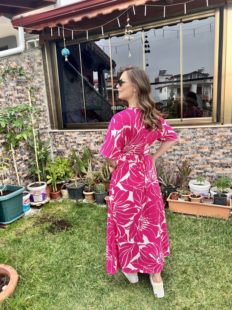 Kruvaze Elbise & Kimono Pembe