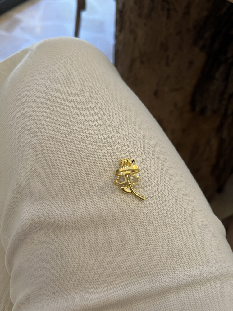 Gül earcuff (kıkırdak küpe -kulak deliğine gerek yok)