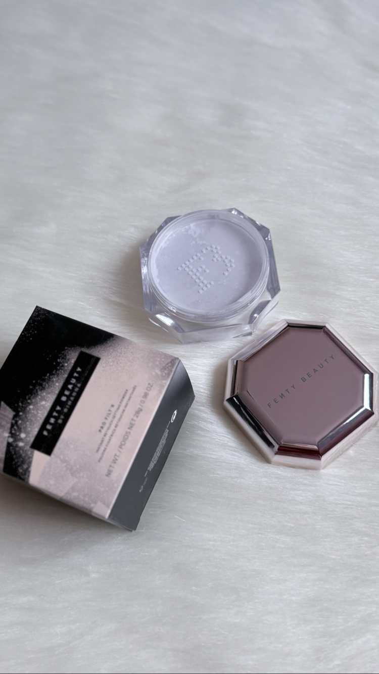 Fenty beauty sabitleyici pudra (Lavender)