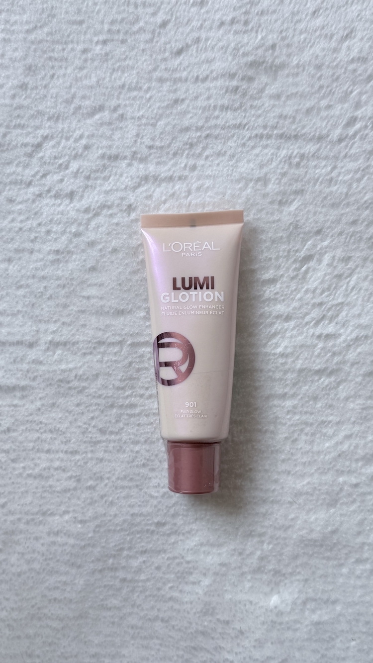 L'Oreal Paris Aydınlatıcı lumi (901)
