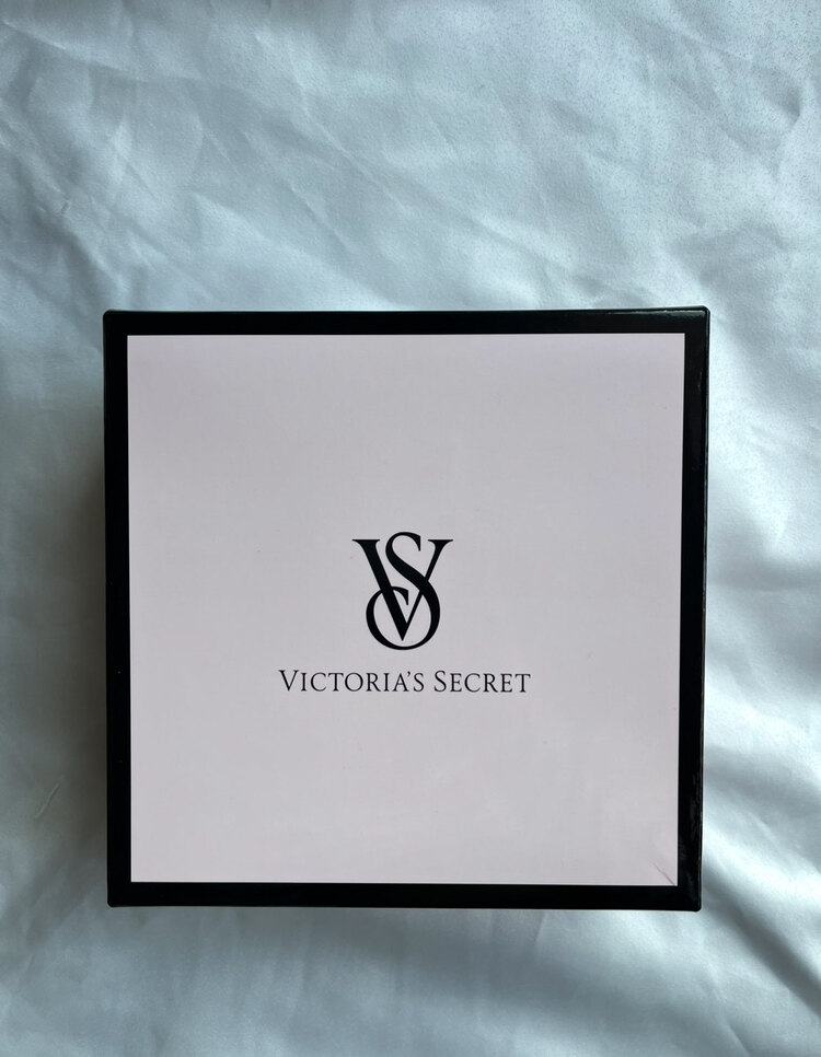 Victoria’s secret orijinal kutu (adet) 21*10