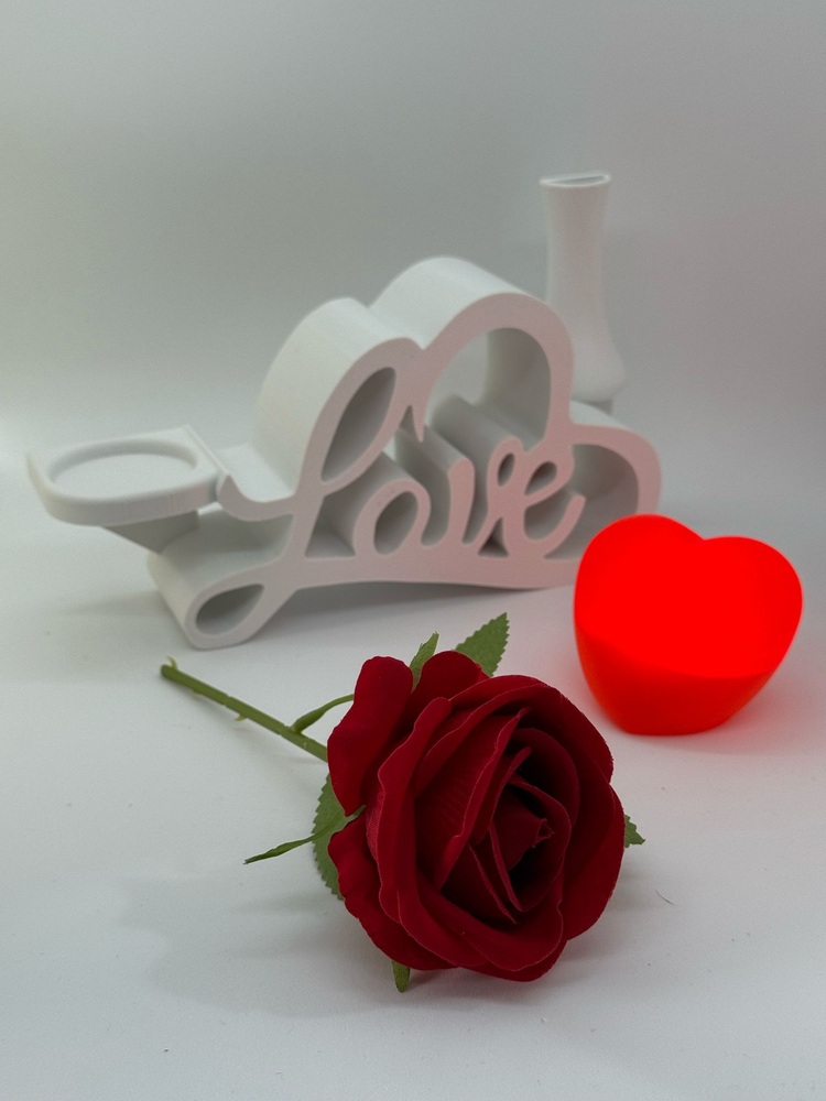 Cevizdizayn LOVE Stand – Romantizmi Aydınlatan Şık Bir Dokunuş! ❤️✨