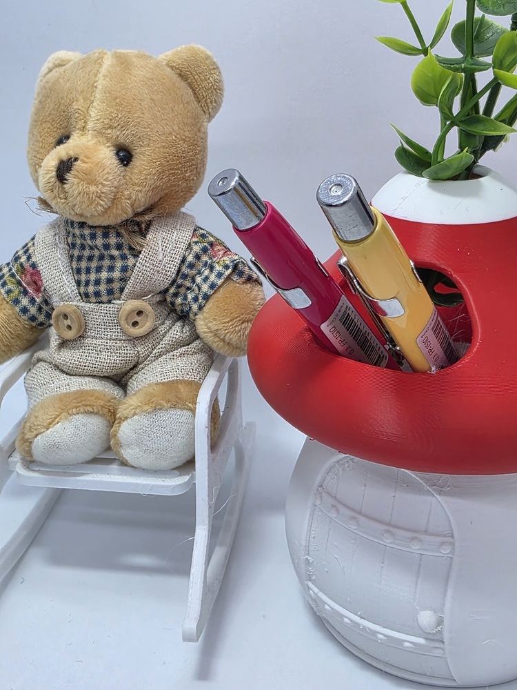 CEVİZDİZAYN BAYBBEAR MİNİ SALLANAN SANDALYE AYICIK & 3 GÖZLÜ KALEMLİK SETİ ✏️
