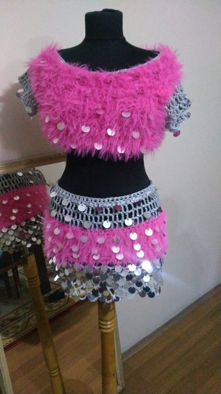 Emily - Mini Pink Crochet Sequin Skirt Set