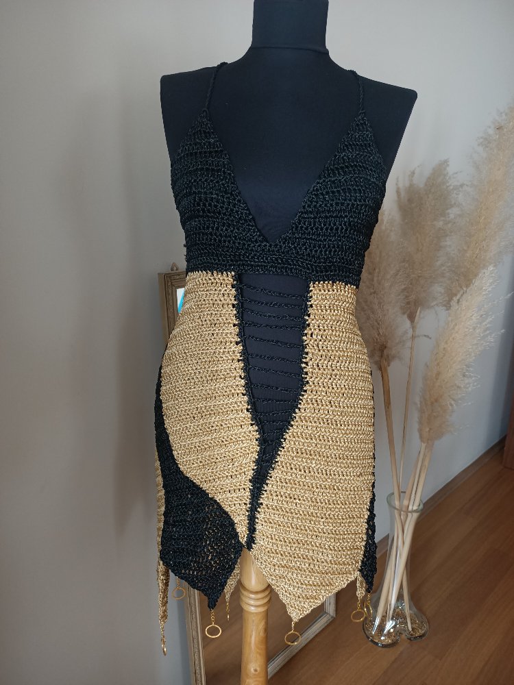 Lora Crochet Gold-Black Dress