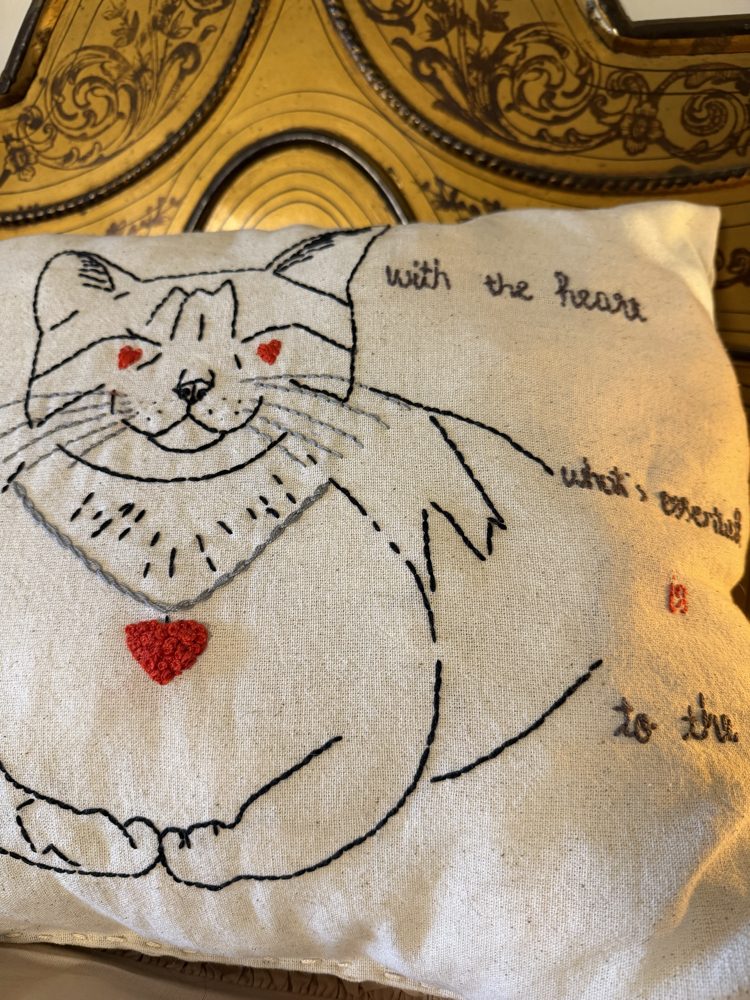Masalcı kedi yastık