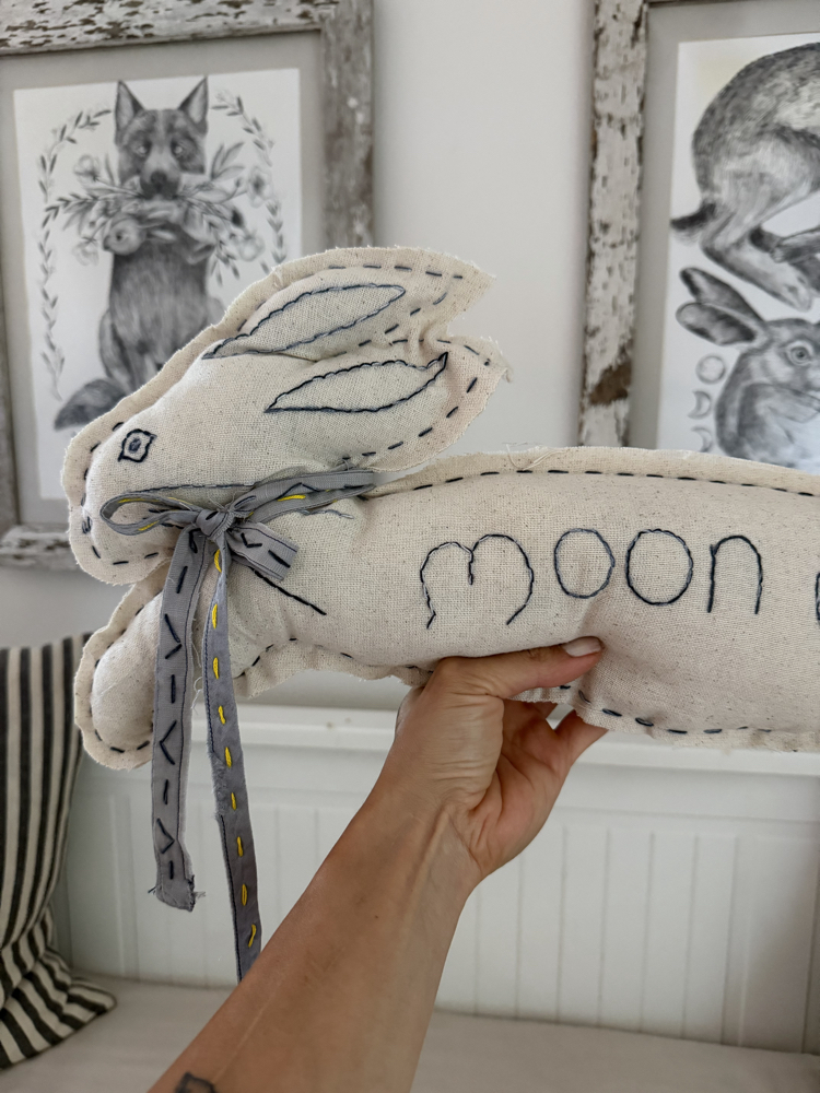 Moon Child yastık