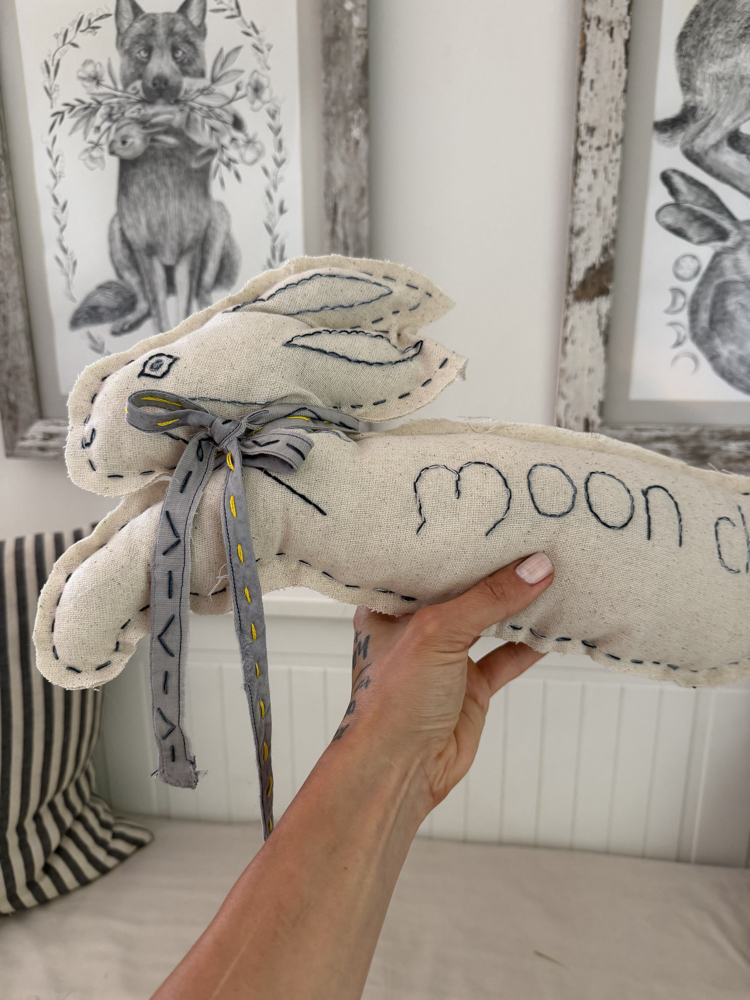Moon Child yastık