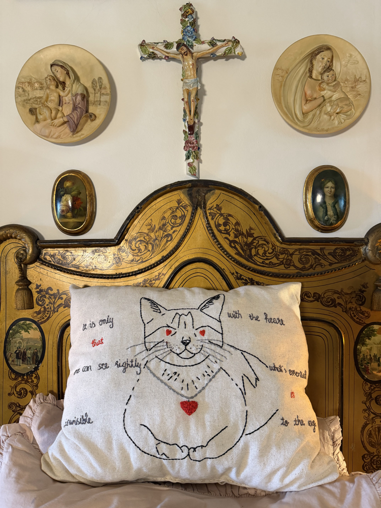 Masalcı kedi yastık