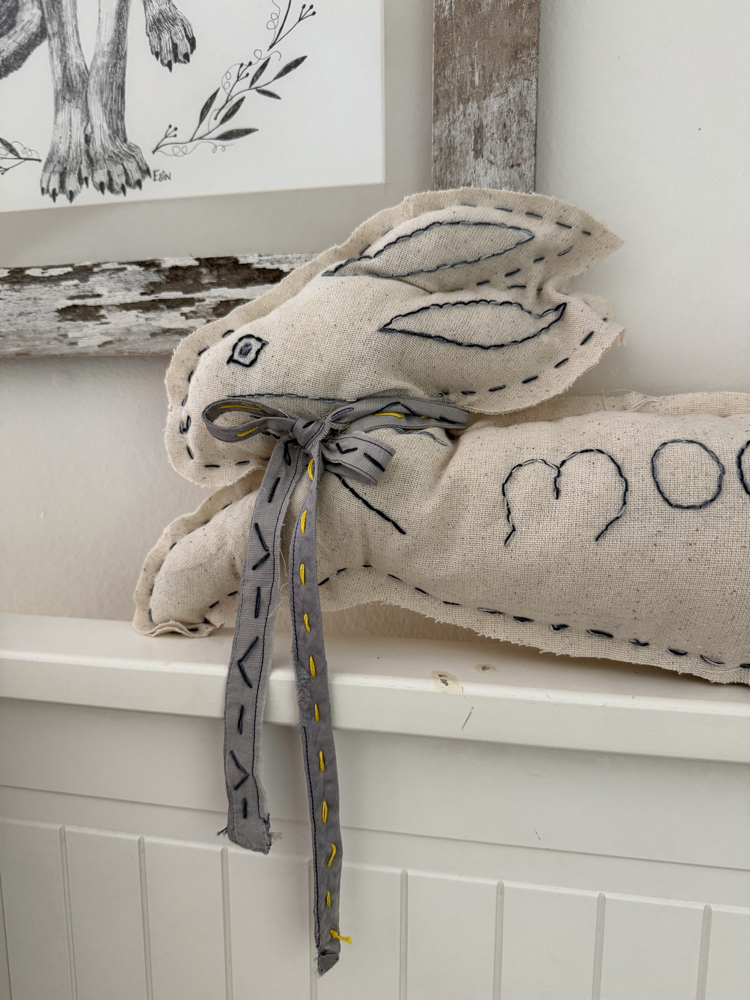 Moon Child yastık