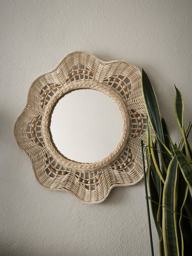 Rattan ayna
