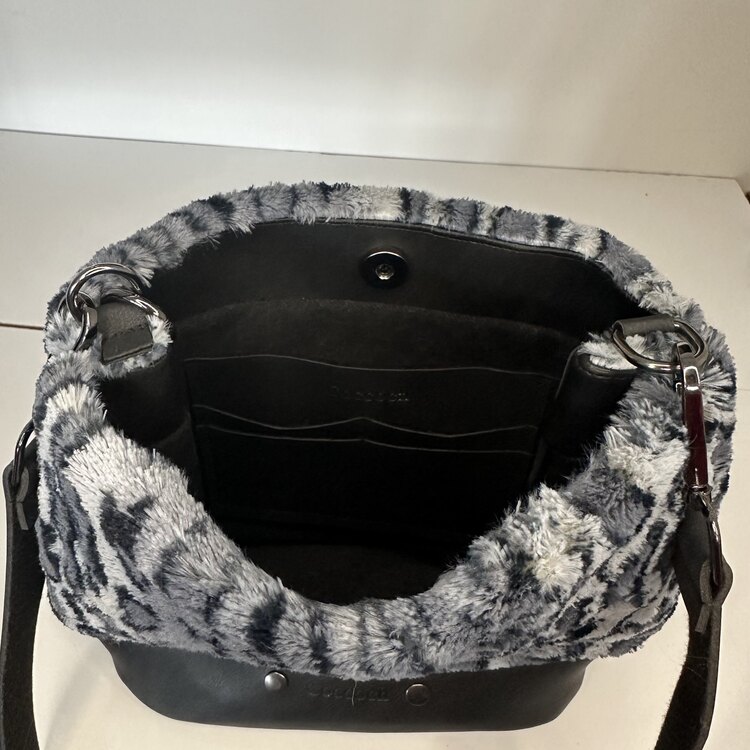 Leopar Desen Peluş Çanta