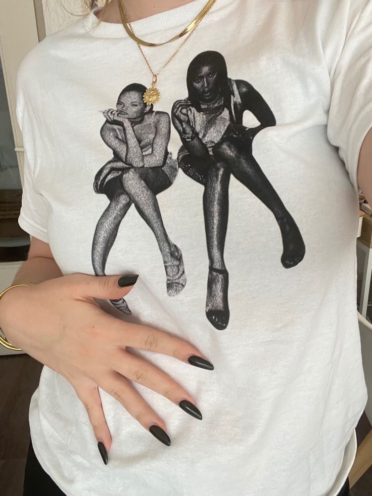 Models - T-Shirt