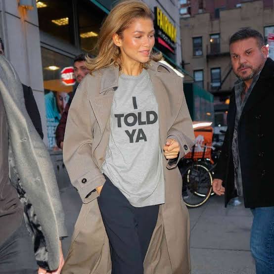 I Told Ya - T-Shirt