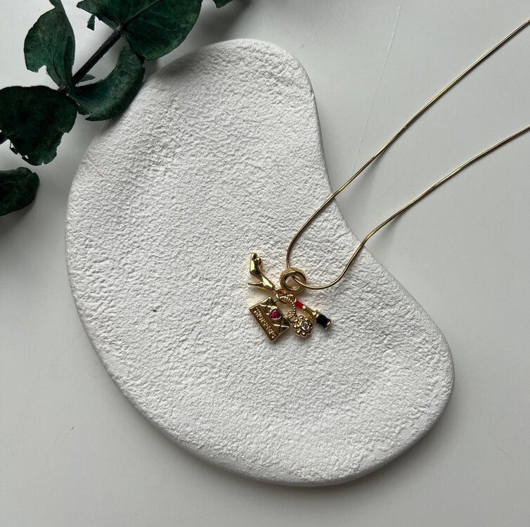 Çelik Girly Charmlı Kolye Gold