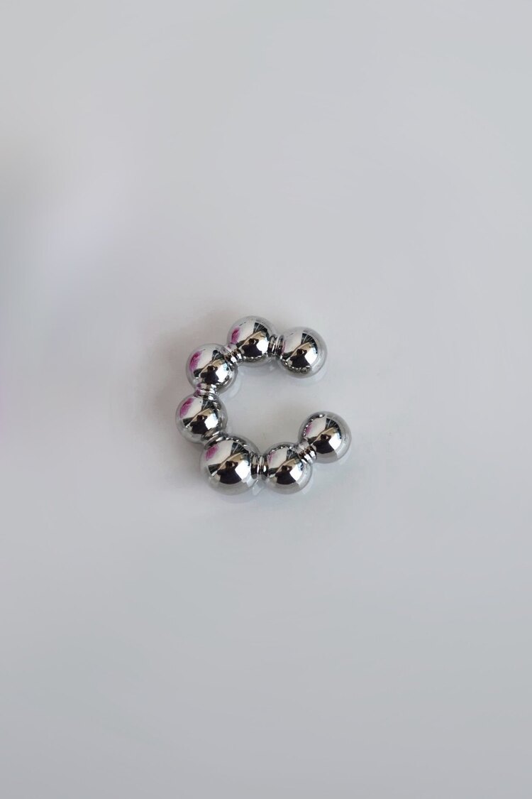 Bombeli Topçuklu Earcuff Küpe Silver