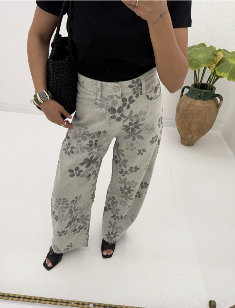 Baggy Model Papatya Desenli Jean
