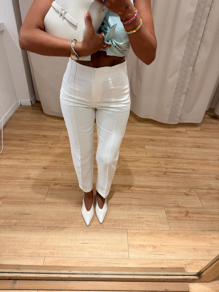 Paça Yırtmaçlı Fit Pantolon 