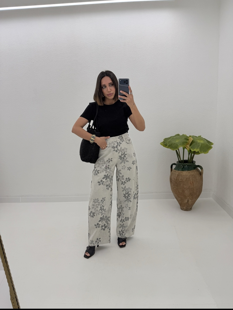 Baggy Model Papatya Desenli Jean