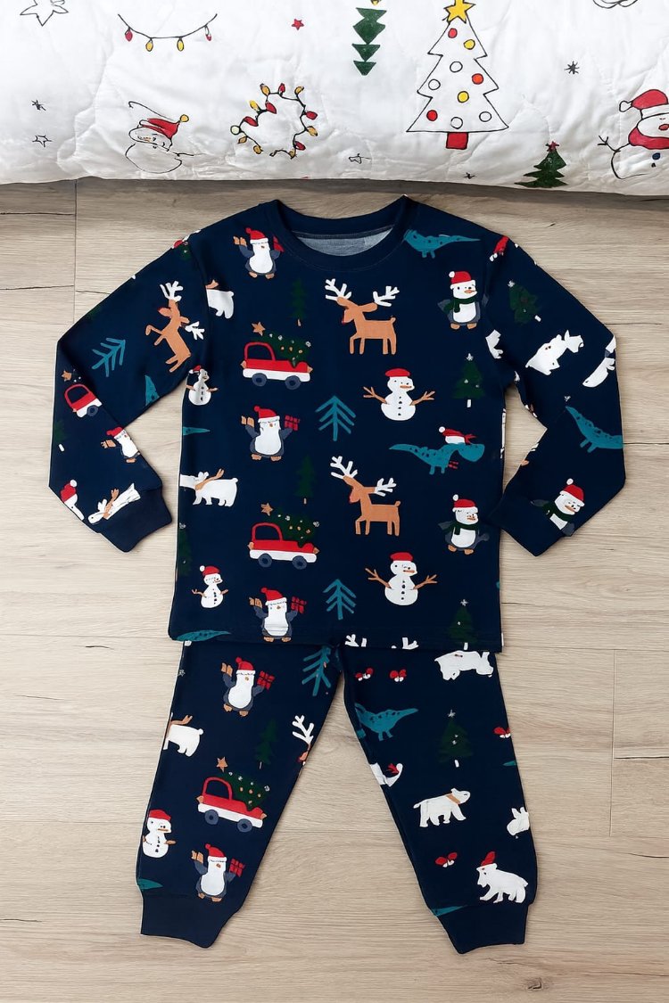 Yeni Yıl ve Kış Konseptli Yumuşacık Rahat Uyku Pijama