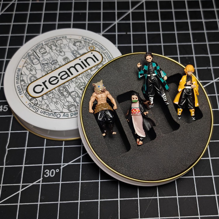 1:64 Demon Slayer Anime Figür Set