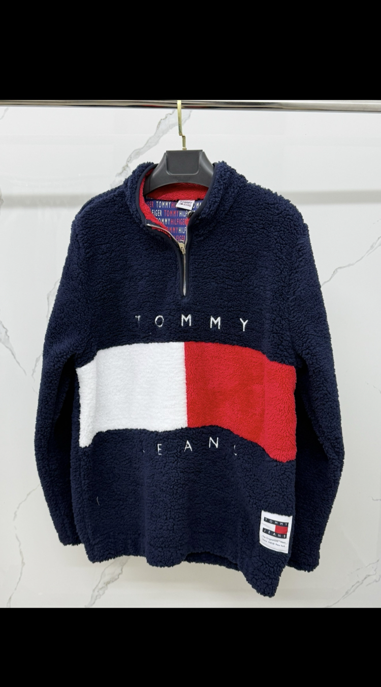 Tommy Hilfiger 