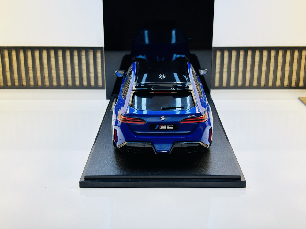 2024 BMW M5 TOURING