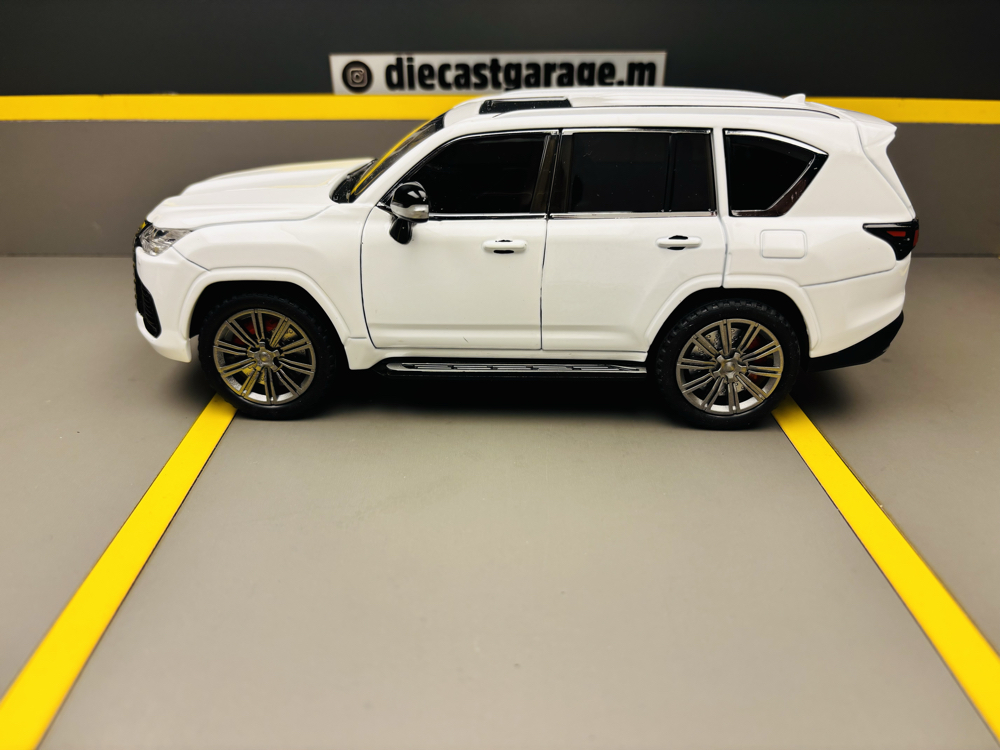 OUTLET LEXUS L600
