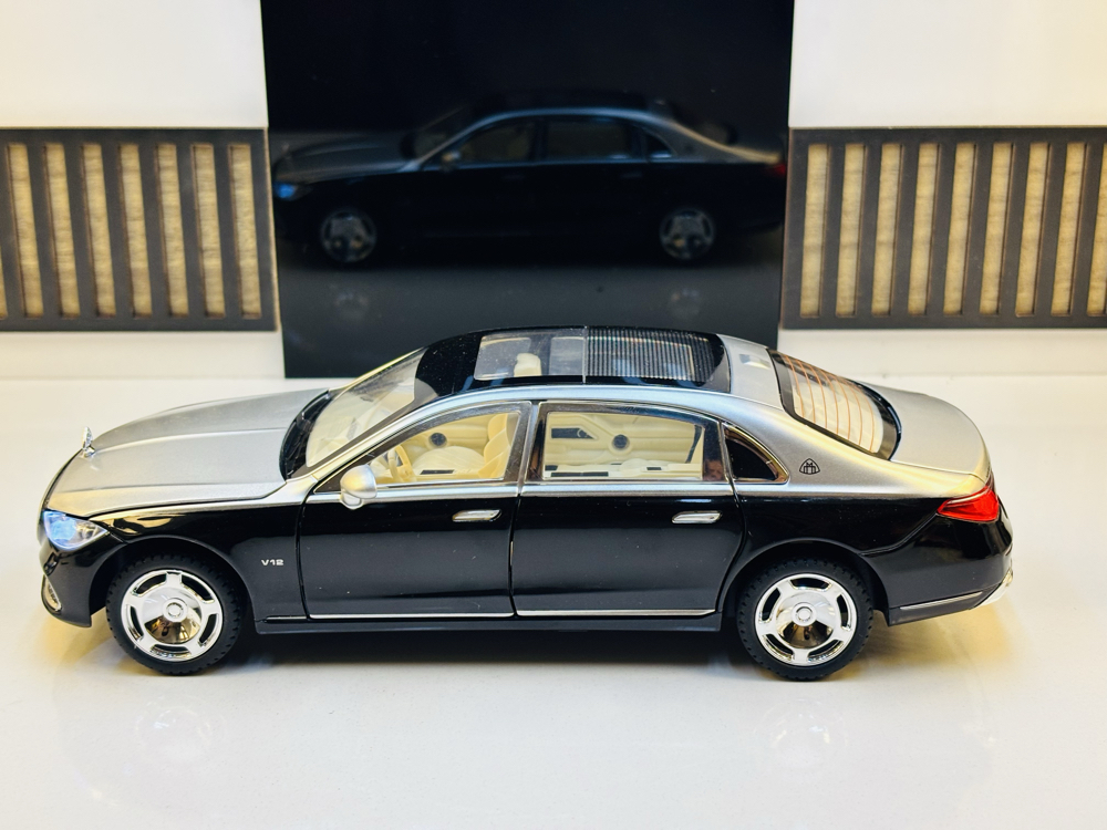 MERCEDES MAYBACH 