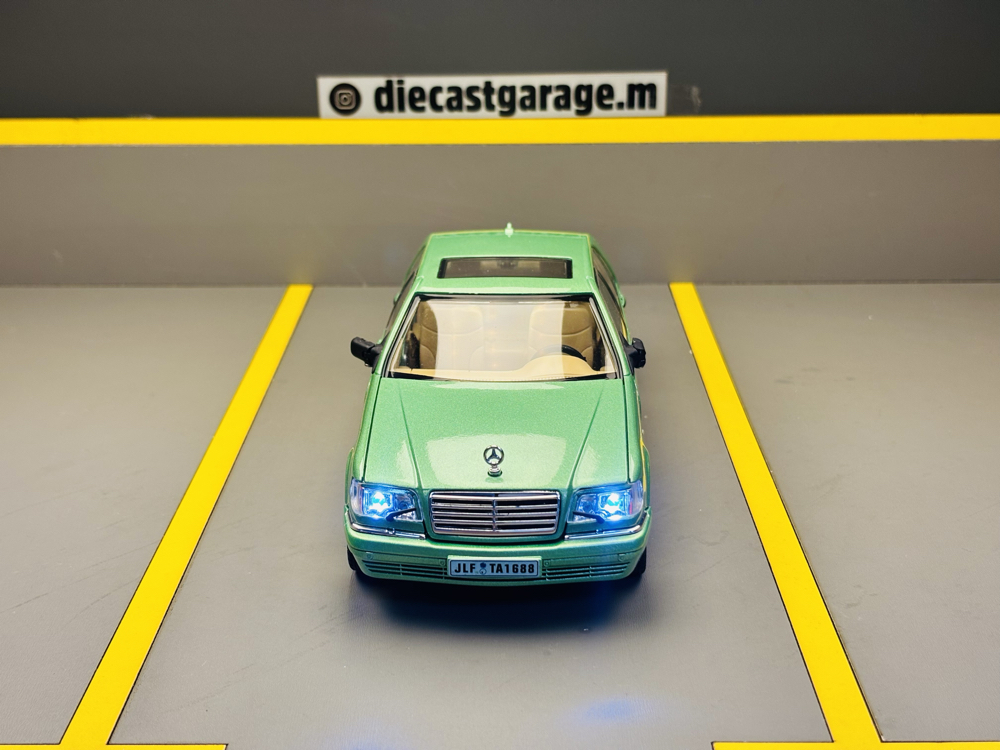 MERCEDES-BENZ S320 W140