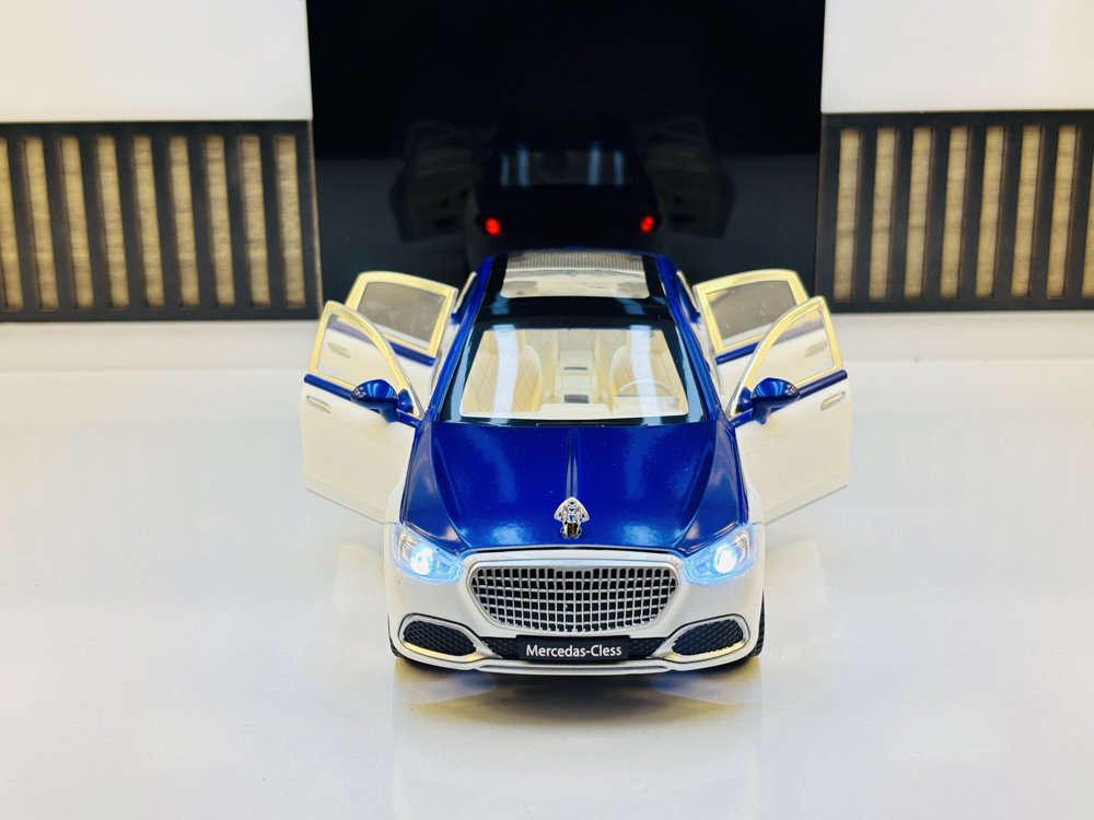 MERCEDES MAYBACH 