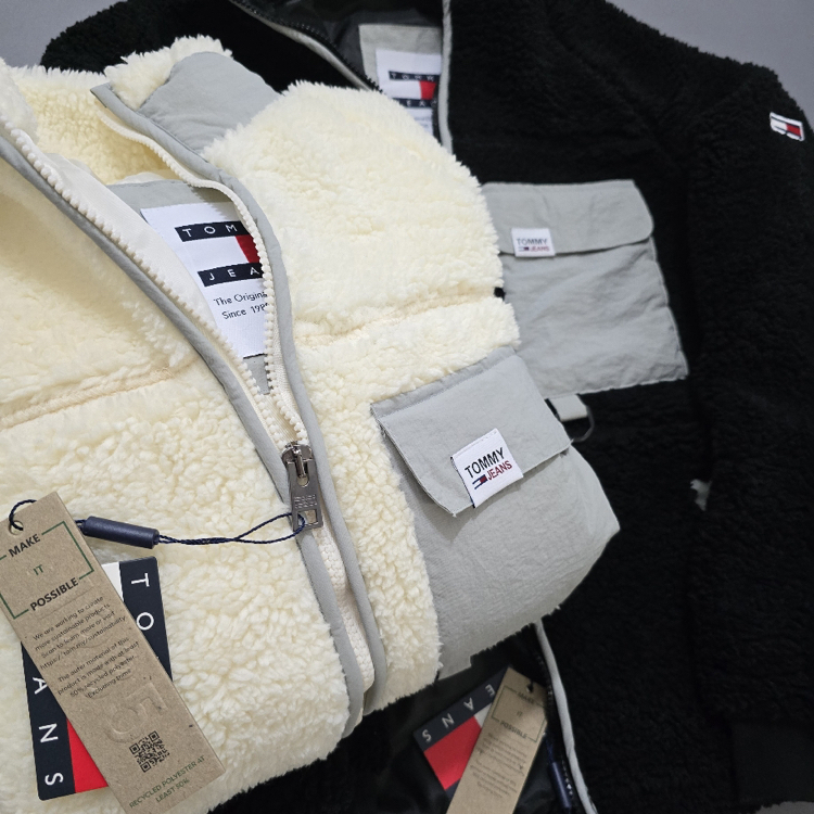 TOMMY HİLFİGER PELUŞ ÇEKET(ORİJİNAL)