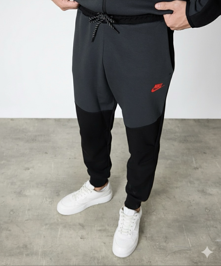 NİKE TECH FLEECE EŞOFMAN TAKIM