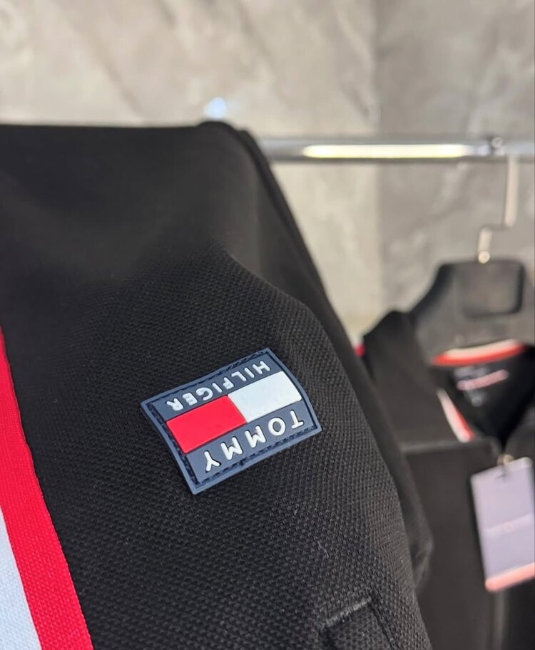 TOMMY HİLFİGER EŞOFMAN TAKIM