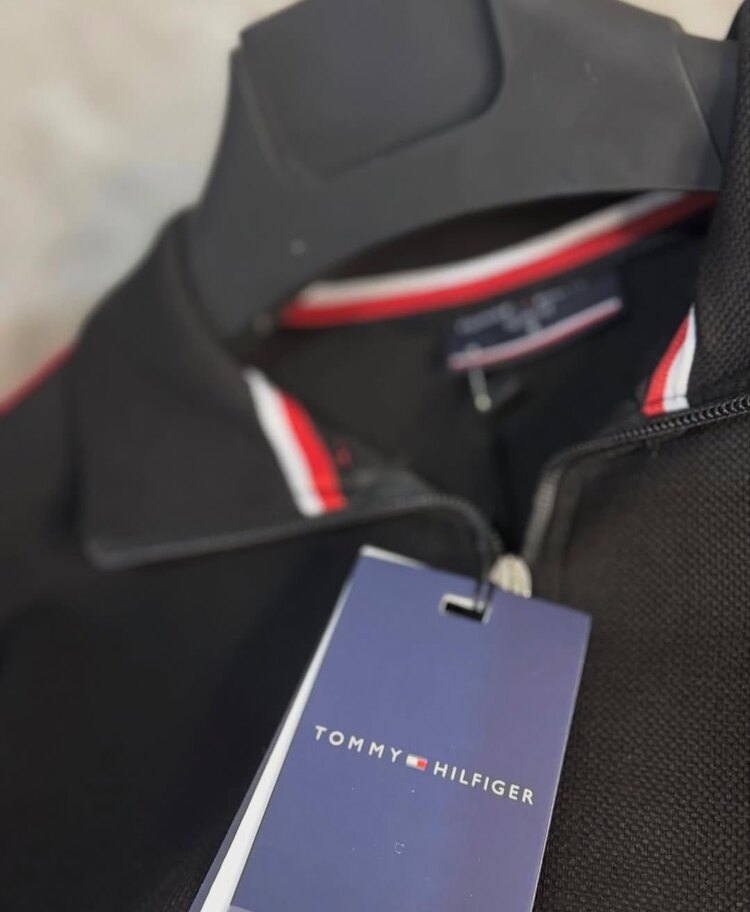 TOMMY HİLFİGER EŞOFMAN TAKIM