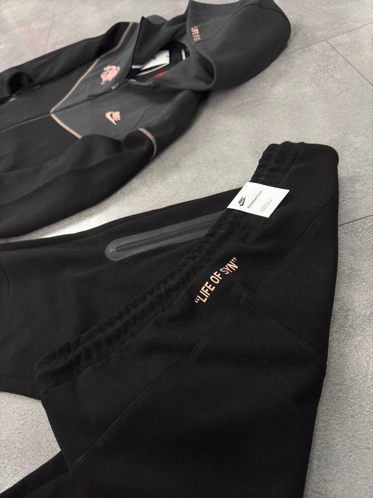 NİKE X SYNA TECH FLECEE EŞOFMAN TAKIM