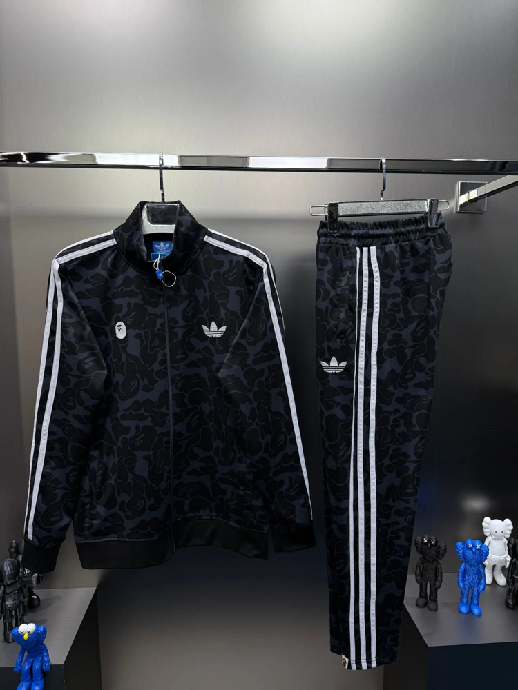 ADİDAS X BAPE EŞOFMAN TAKIM