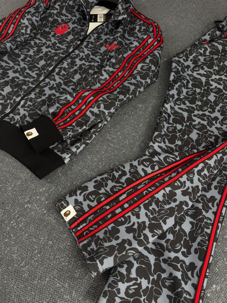 ADİDAS X BAPE EŞOFMAN TAKIM