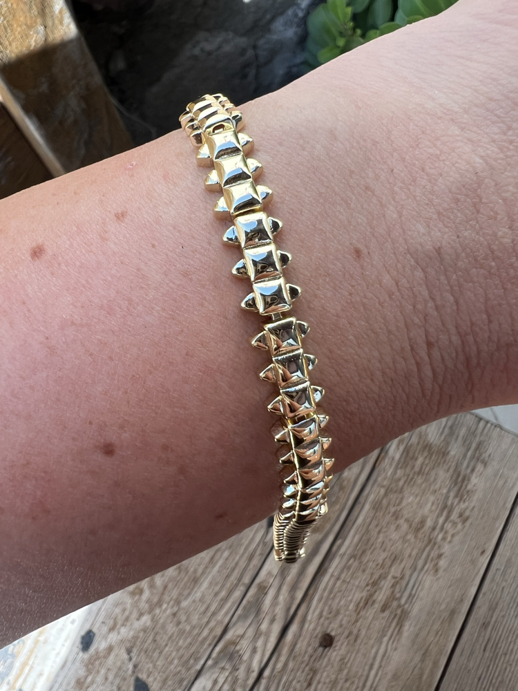 Stud bileklik