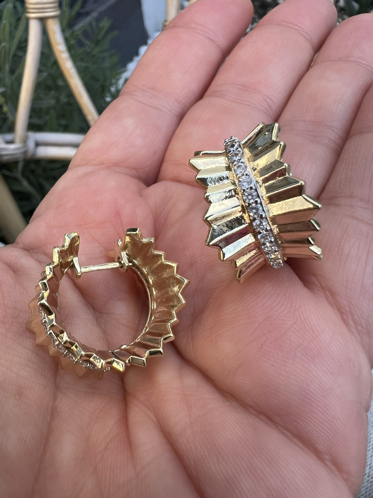 Loveislife earring