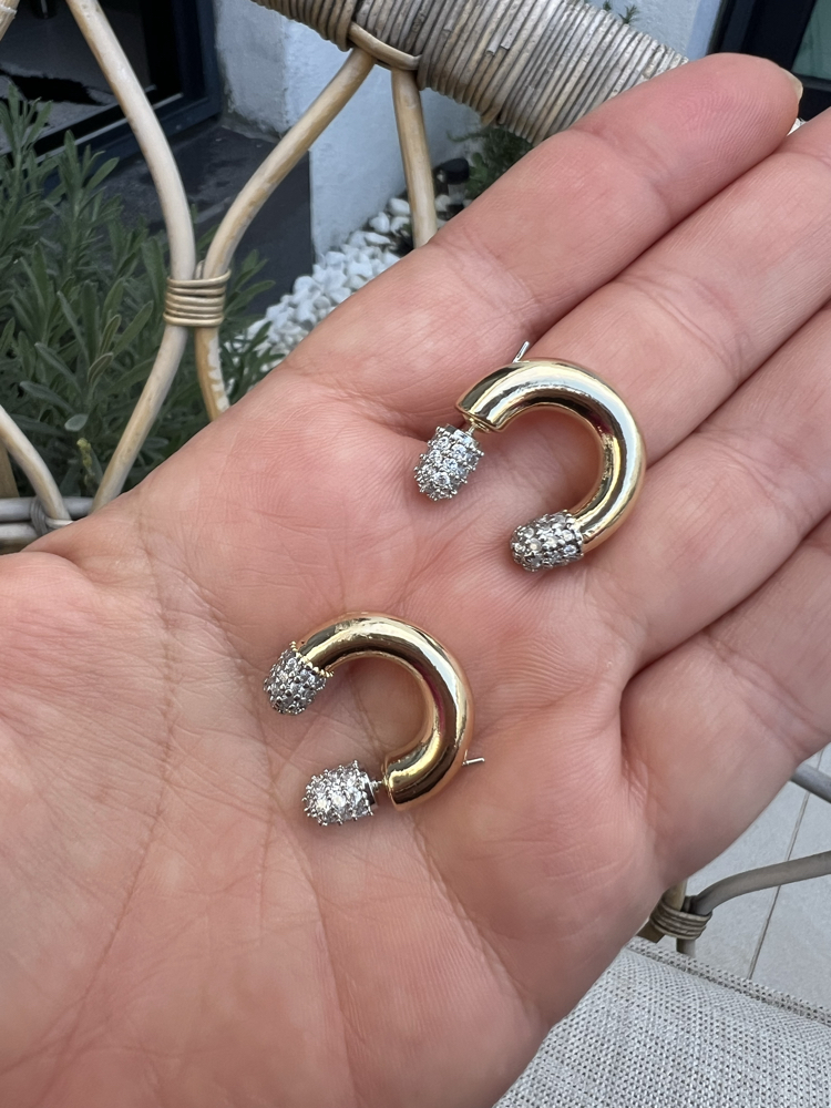 Rebel love earring