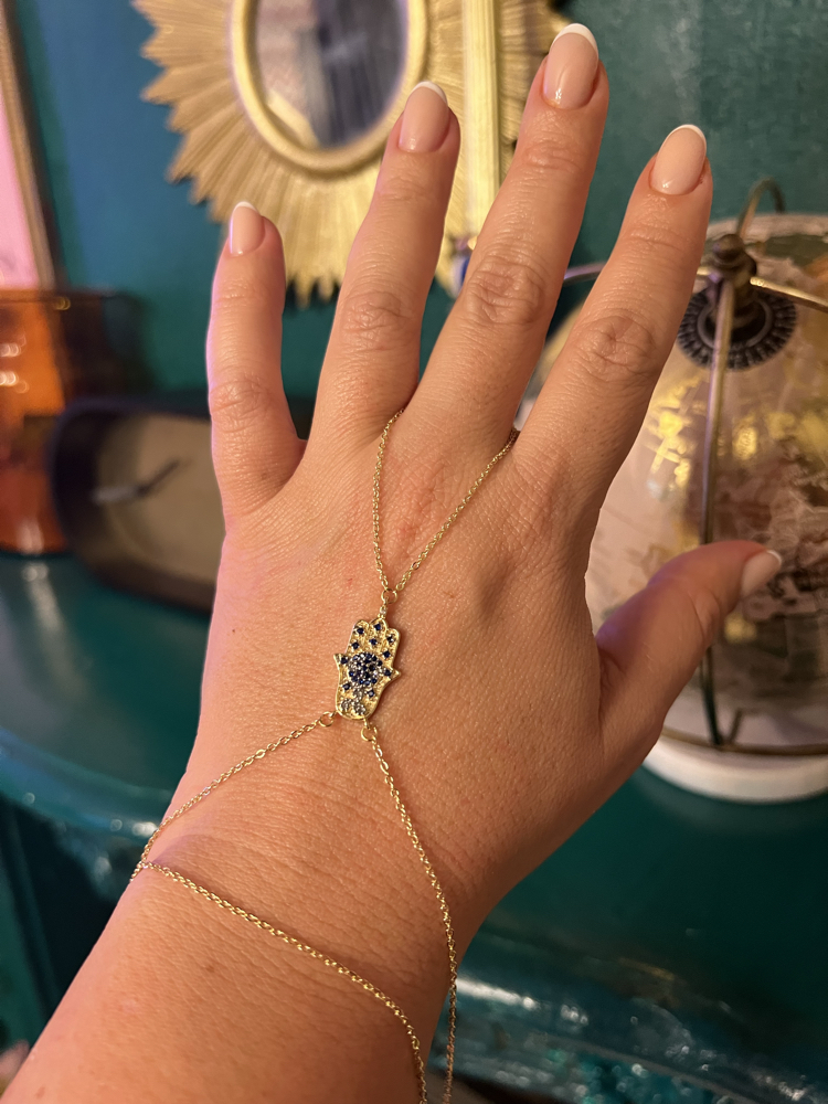 Hamsa şahmeran