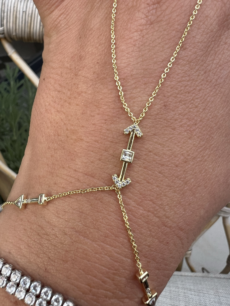 Gold arrow şahmeran