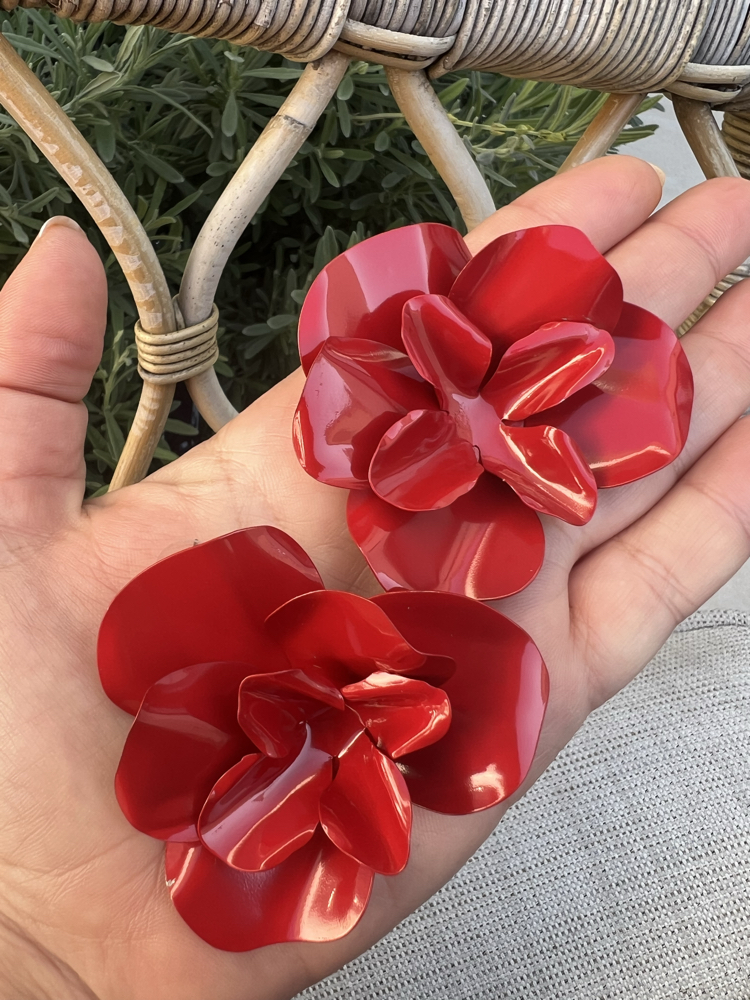 Red floral küpe