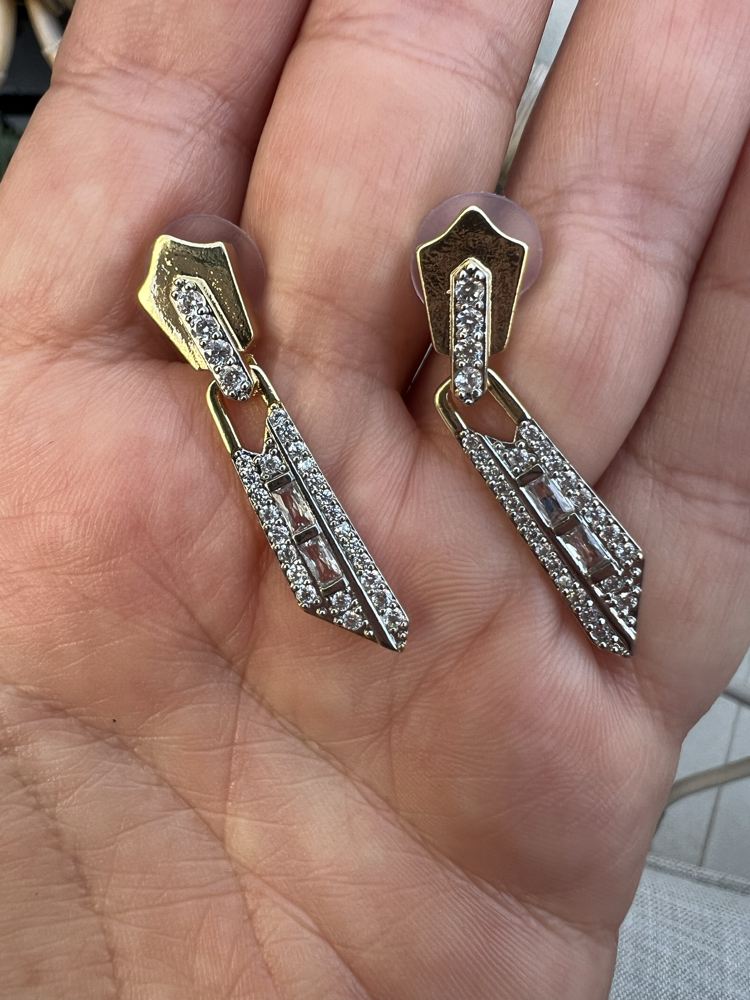 One love earring