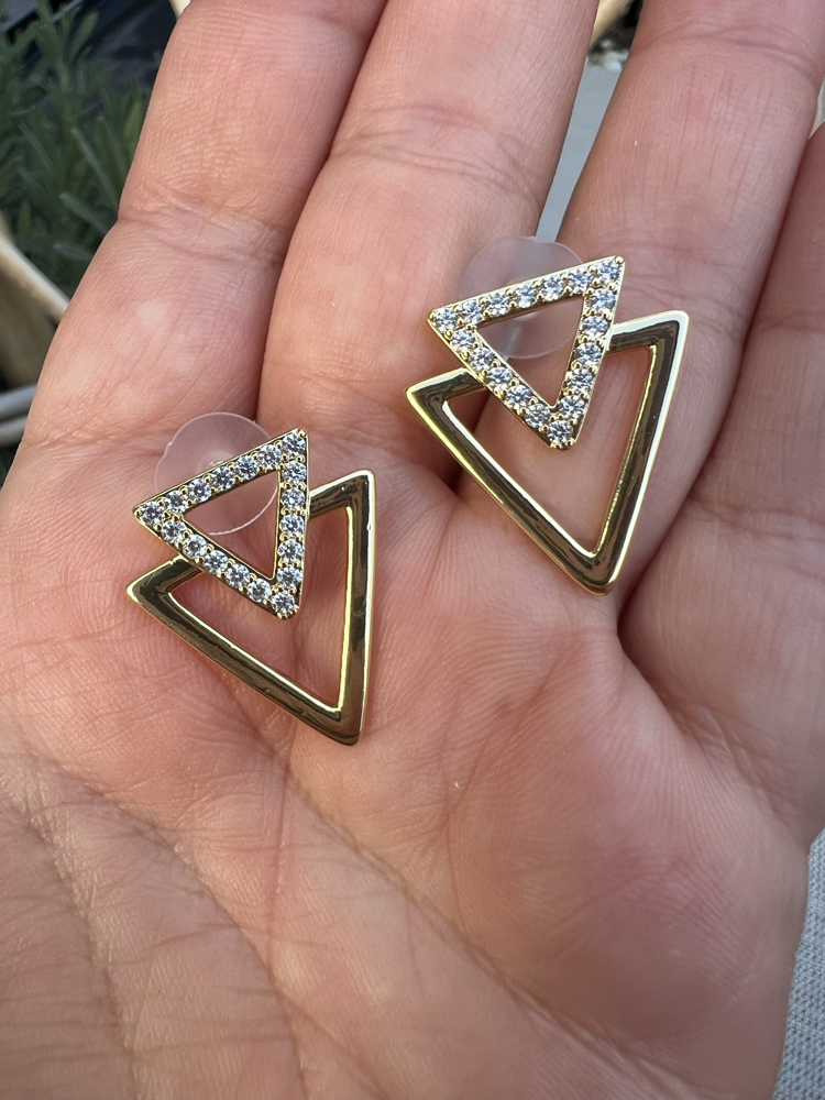 Triangle küpe