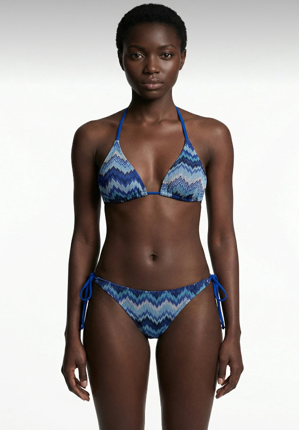 Desenli mavi triko bikini takımı