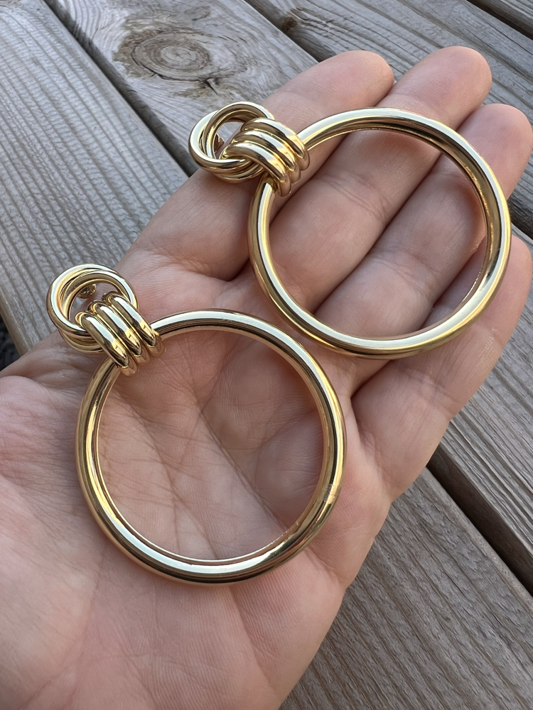 Round gold küpe